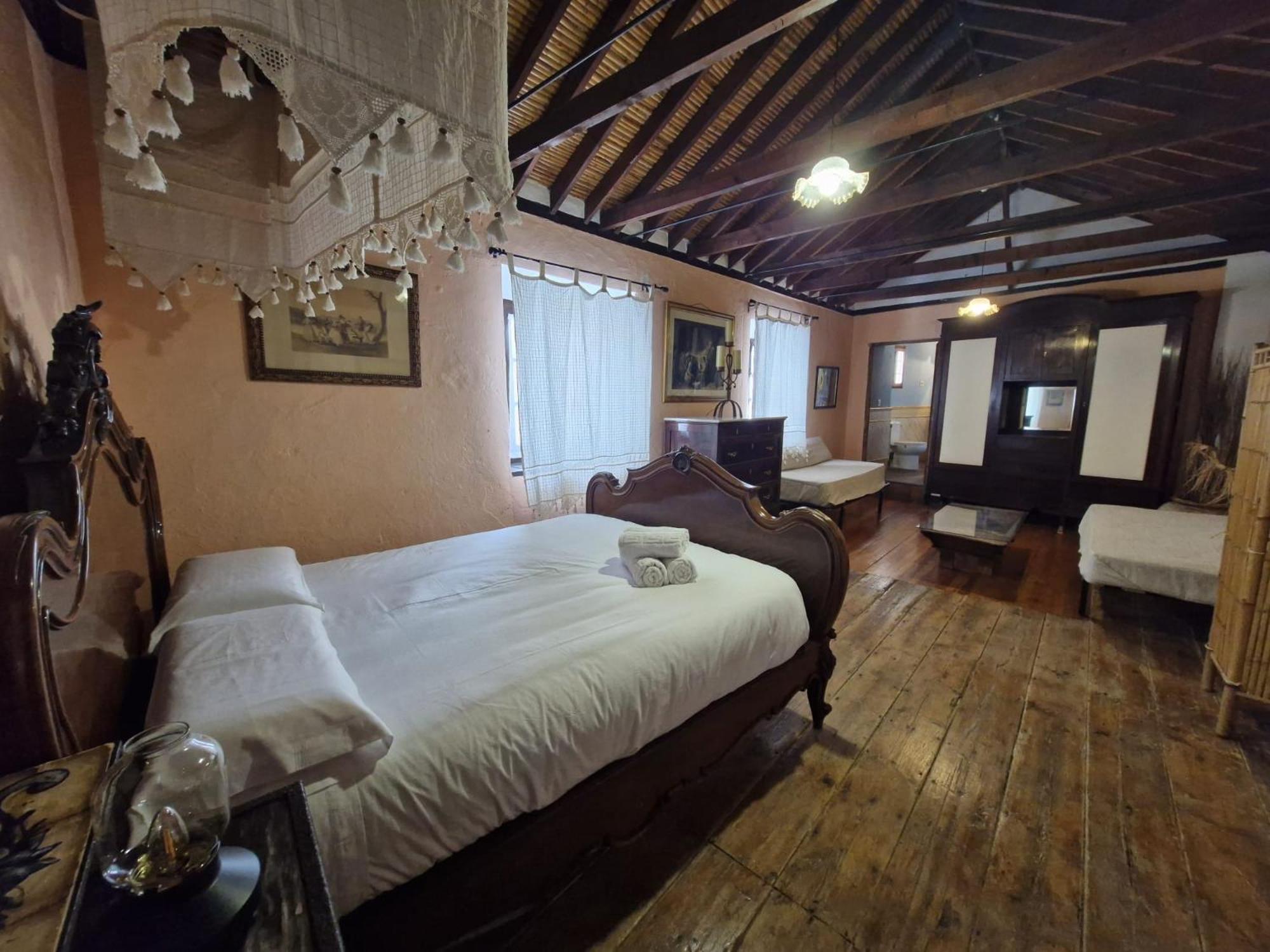 Hotel Rural Verde Oliva Comares Buitenkant foto